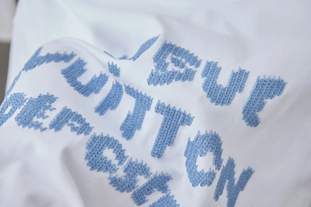 🅿️180 1V 25SS early spring new style short sleeves with embroidered letters, light luxury, a must-have item for daily commuting for men and women, correct version, welcome to compare, detailed features · 320g 100% pure cotton double yarn jersey fabric · Special thickened 32 pieces of double-strand 1X1 thread in the same vat custom dyeing · Imported Tajima machine embroidered letter logo · Double needle stitching cross-stitching process · Original main mark, washed tag, brand moisture-proof paper packaging Color: White Size: S/M/L/XL